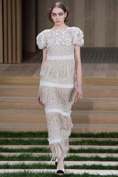 Look 64